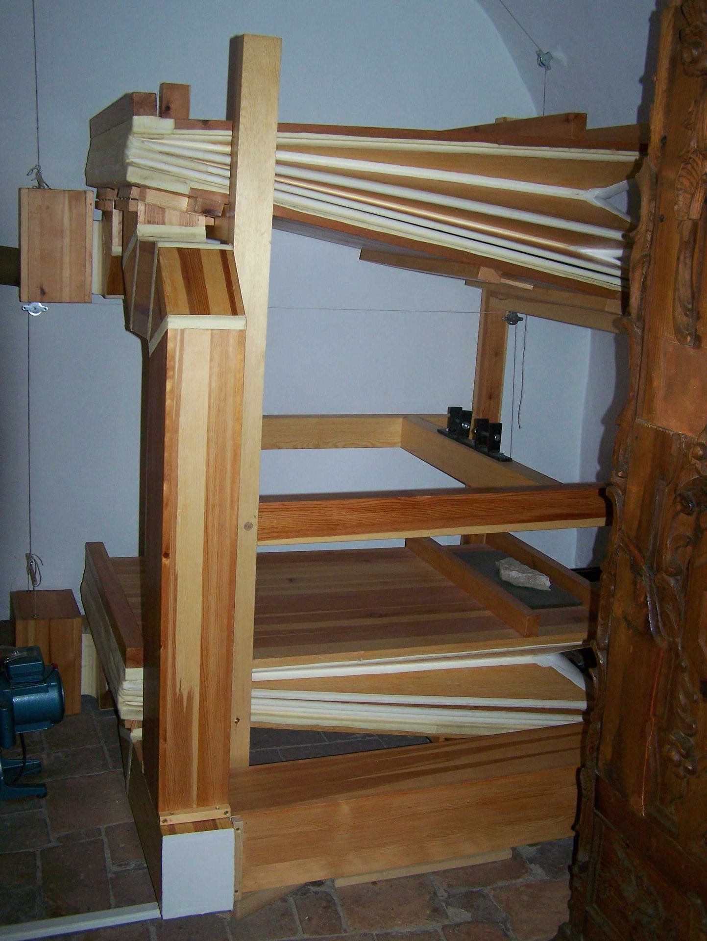 19m-Granada-Monasterio-Sta.Isabel-Real